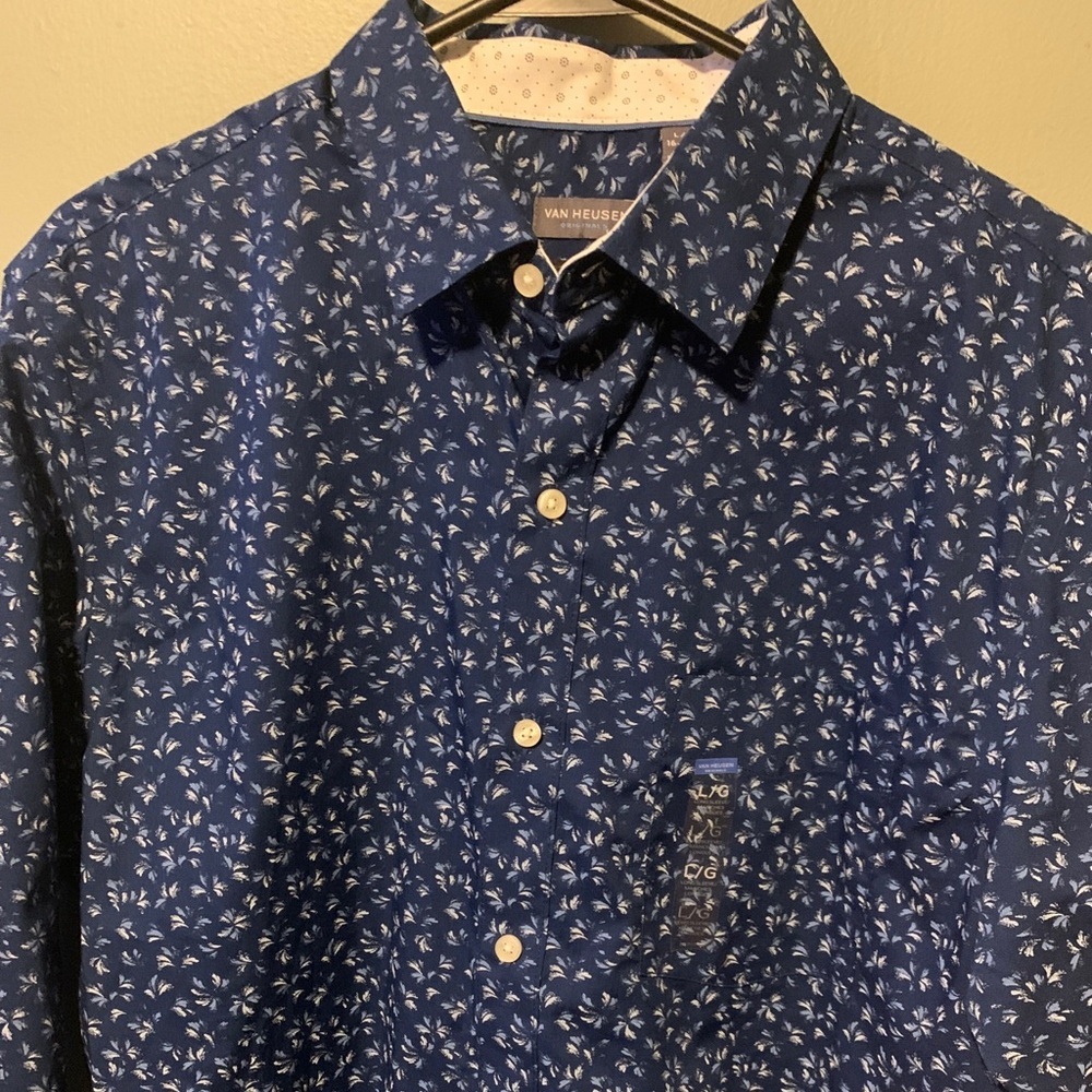 Van Heusen Men's LG 16-18 1/2 Slim Fit Dress Shirt Matching Collar & Cuffs Blue